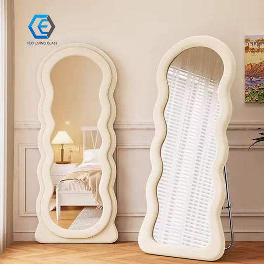 🪞 Miroir Design Moderne – Élégance et Originalité pour Votre Intérieur