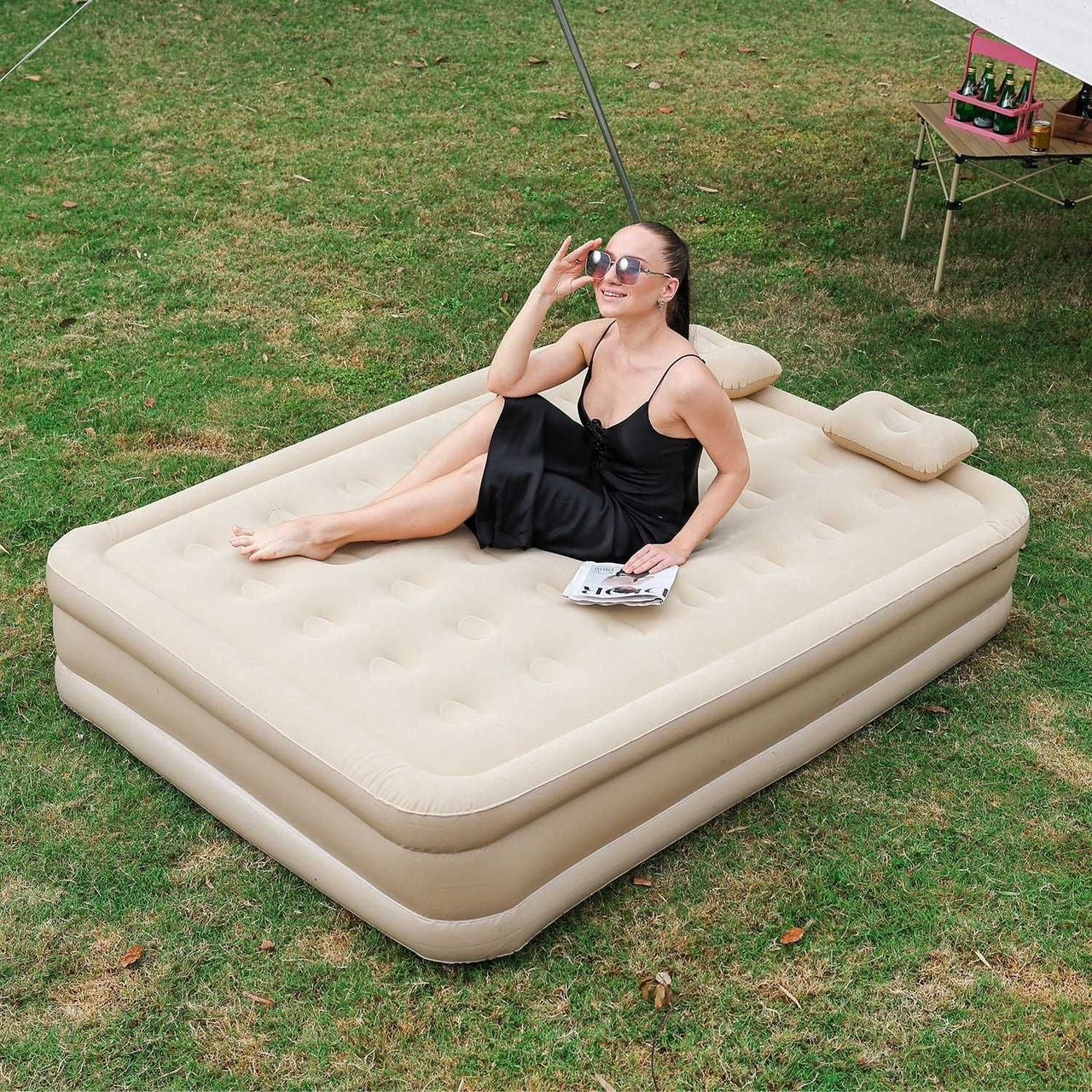 Matelas gonflable 2Places avec oreillers et pompe électrique intégré